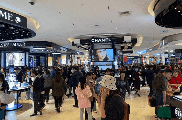 全國(guó)化妝品百貨零售哪家強(qiáng) 拱墅大武林商圈兩家企業(yè)進(jìn)十強(qiáng)